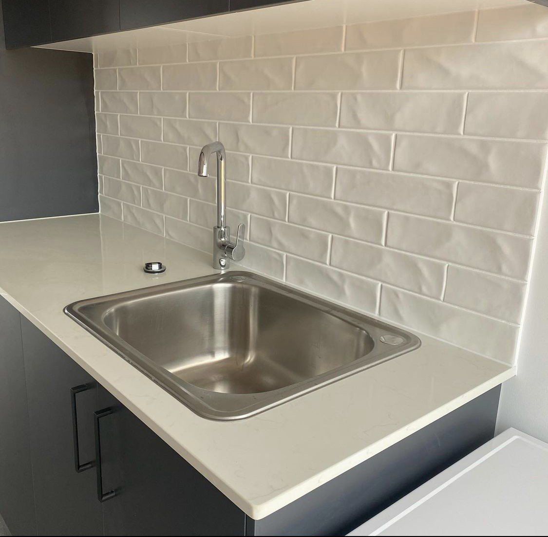Cabinets With Subway Tile — Platinum Kitchens & Bathrooms In Coffs Harbour NSW