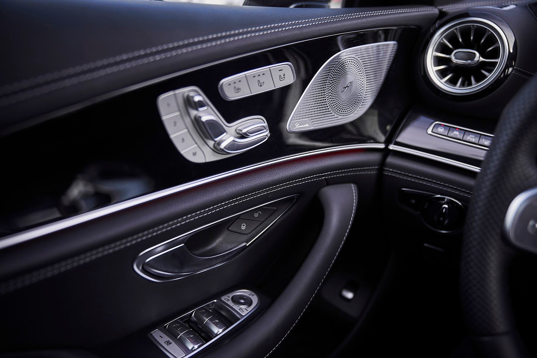 A close up of the interior of a mercedes benz car