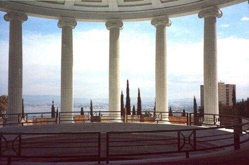 Progettazione grafica pavimentazione per Baha'I World Center - 1