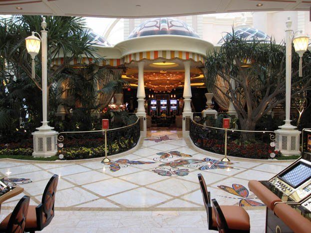 Progettazione grafica pavimentazione per Winn / Encore - 5