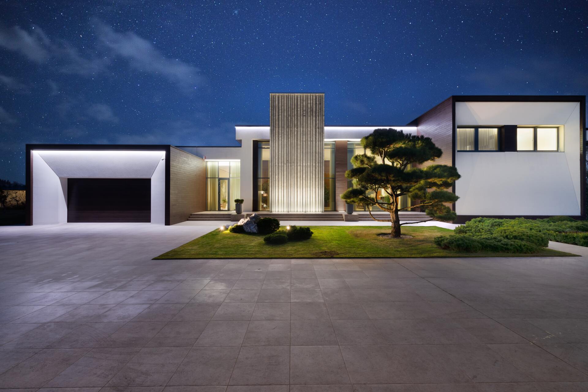 Modern House At Night — Concreter in Lismore, NSW