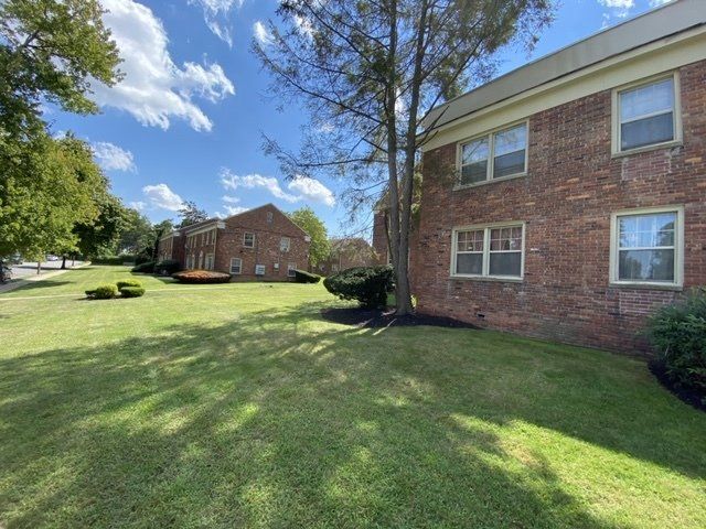 The Promenade Grounds