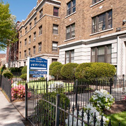 Twin Oaks | East Orange, New Jersey