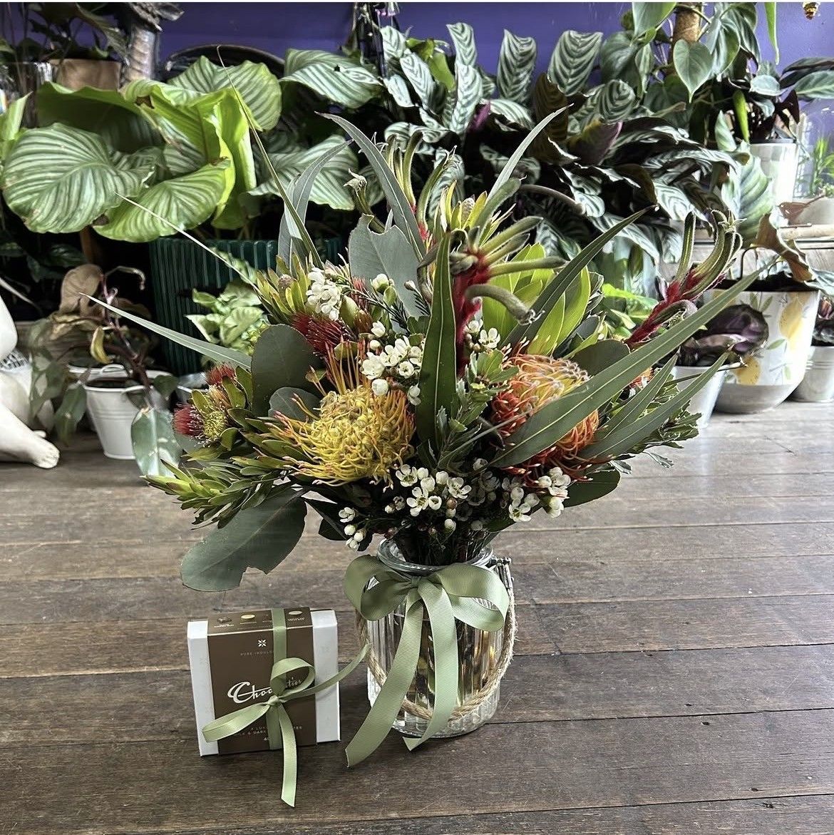 montmorency florist flower delivery, florist eltham, florist briar hill, florist greensborough, flowers montmorency, funeral flowers eltham,
