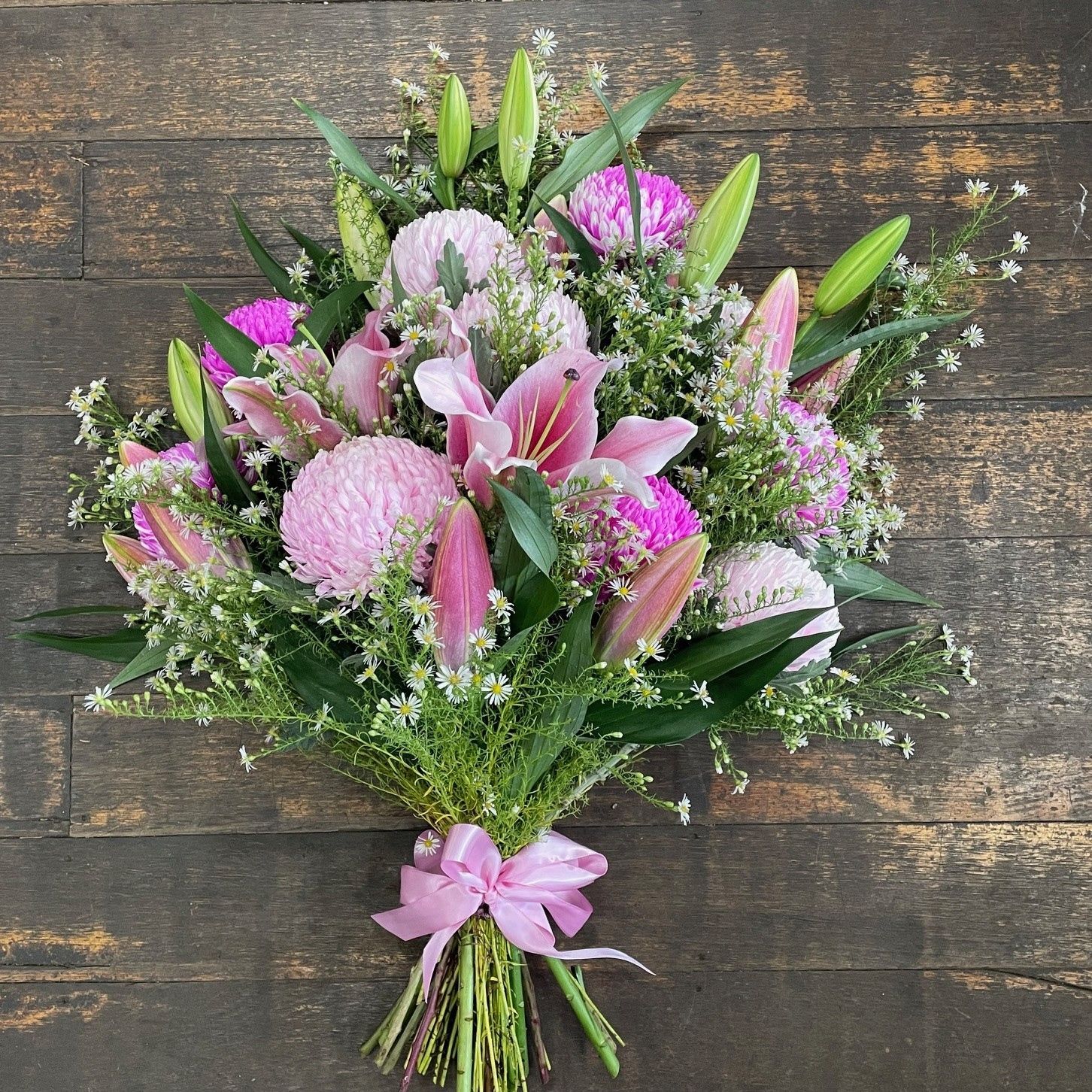 montmorency florist, oriental lily, flower delivery, florist eltham, florist briar hill 