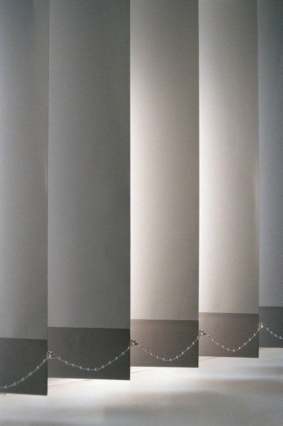 VERTICAL BLINDS