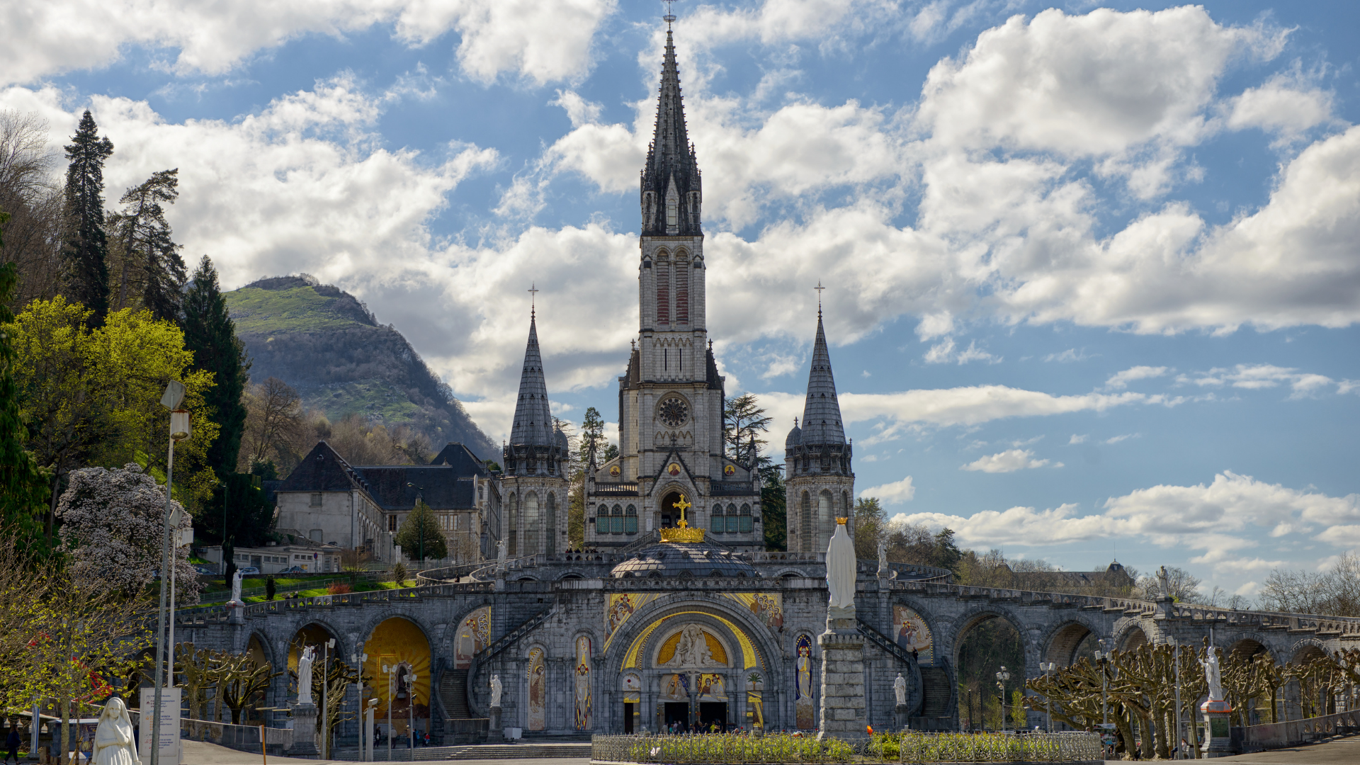 Fr. Ottmar Tovar-Almanza 12-Day Portugal, France and Poland