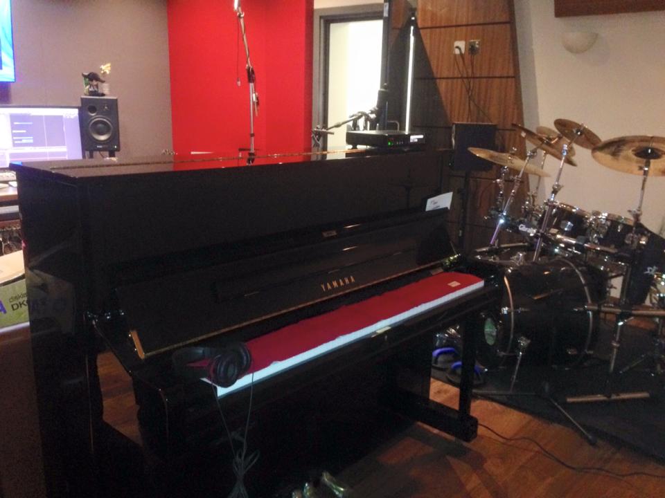 piano moving services