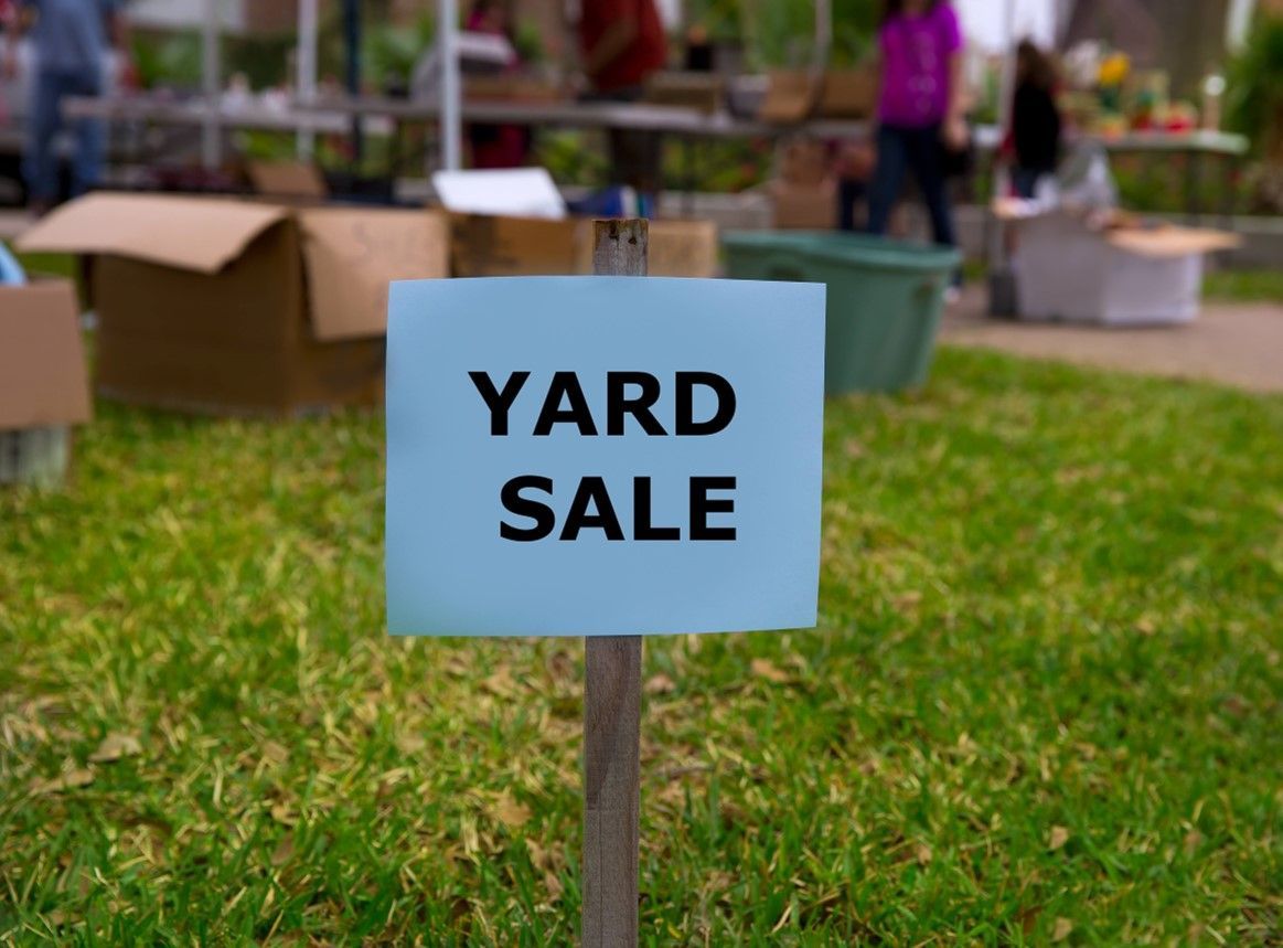 Yard Sale Sign — Black Service Truck in Chicago Heights, IL