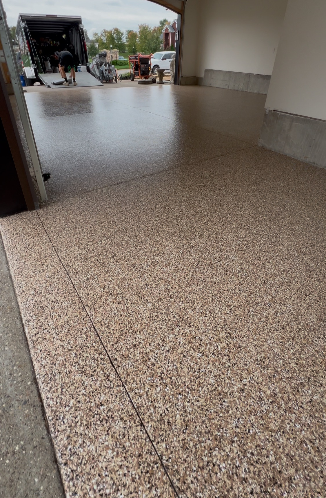 Flake floor systems