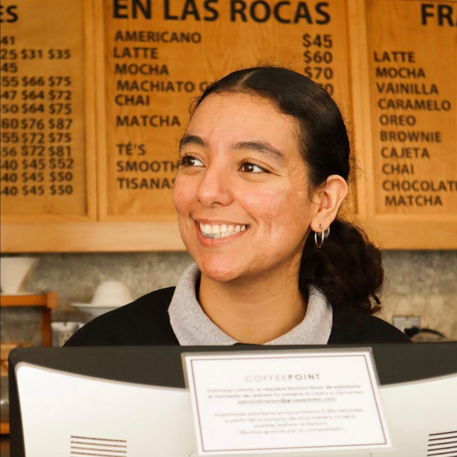 #CaféMexicano  #CafeteríaMéxico  #CaféArtesanal  #AmantesDelCafé #DesayunoMexicano  #SaboresDelCafé  #CaféConAmigos  #CaféDeCalidad  #MomentoDeRelax  #CoffeeLovers