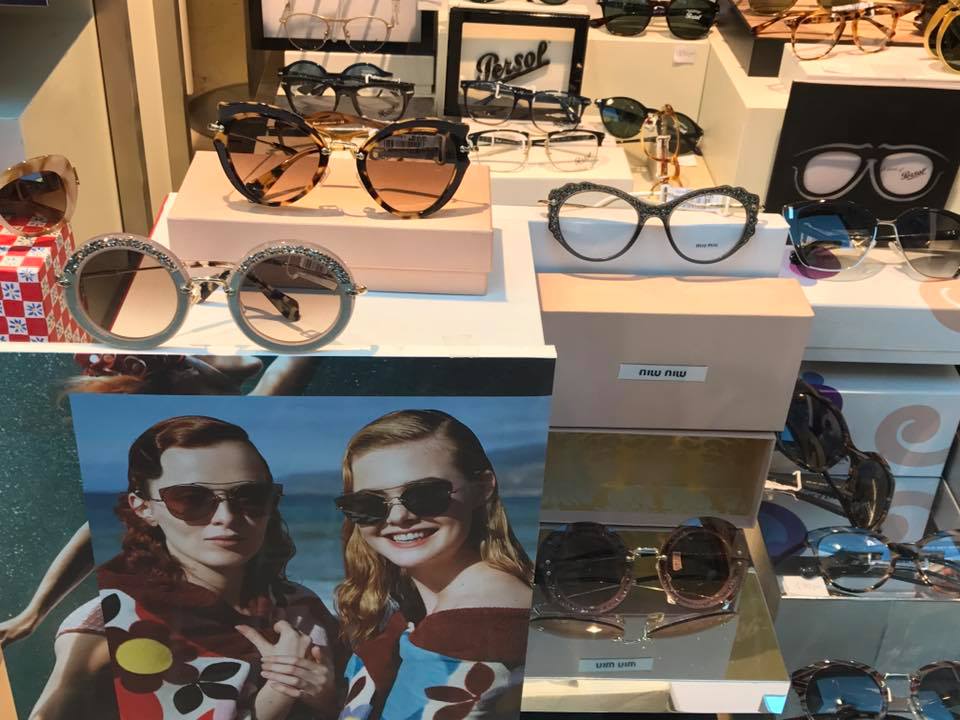 Occhiali con montature su misura