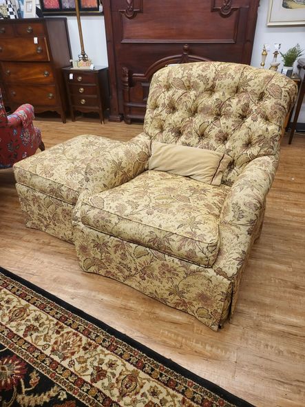 Henredon Gold Club Chair