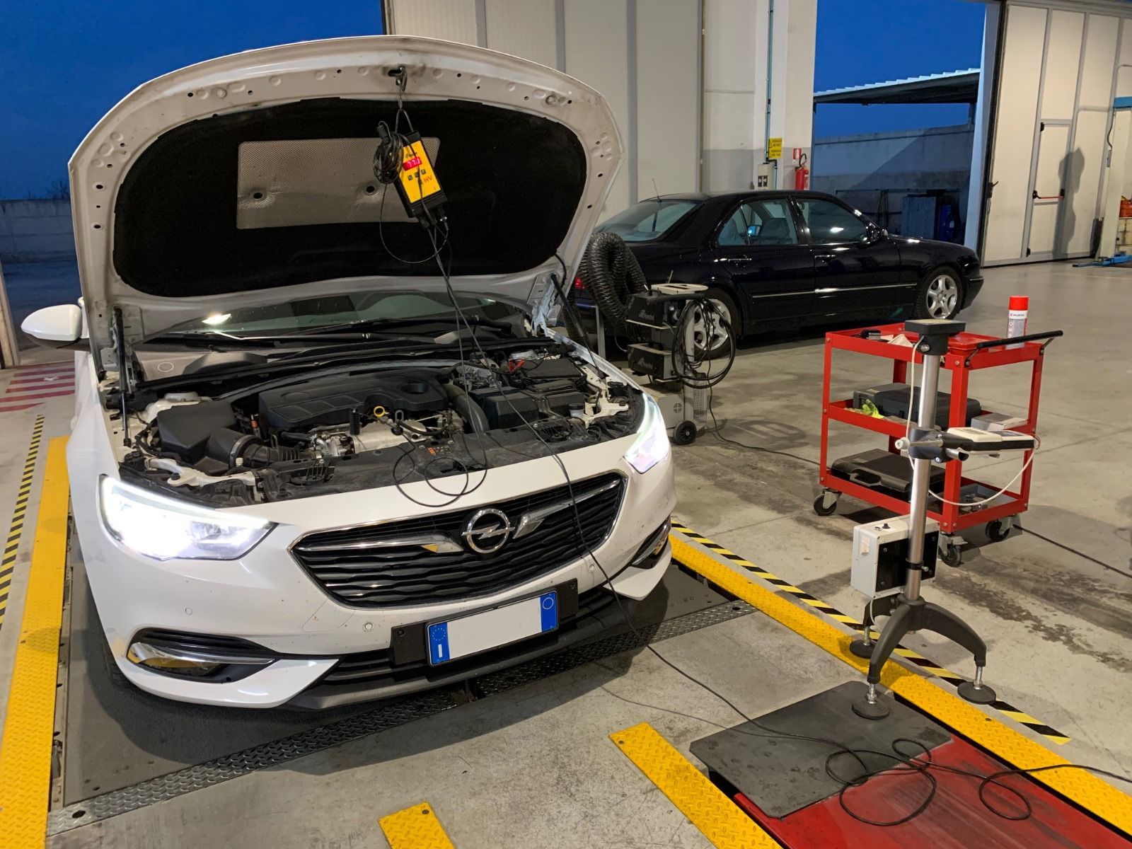 riparazione motore auto