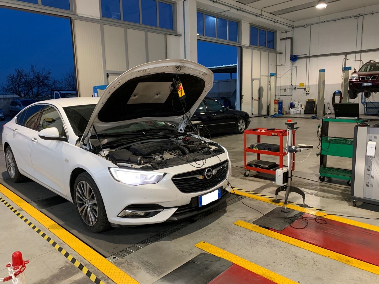 riparazione motore auto