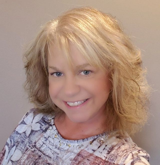 Kimberly Gray Facebook, Instagram, Twitter [Profiles]