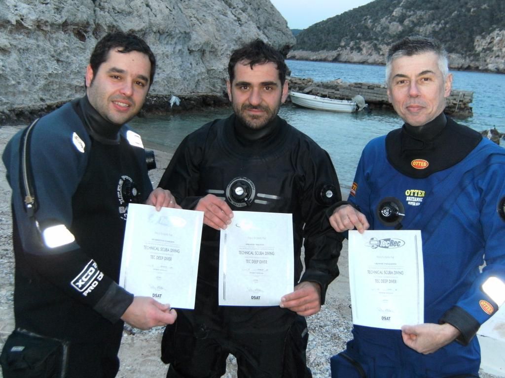 Βασίλης Πετρούλιας σε τεχνική κατάδυση περιοχή Μυλοκοπή