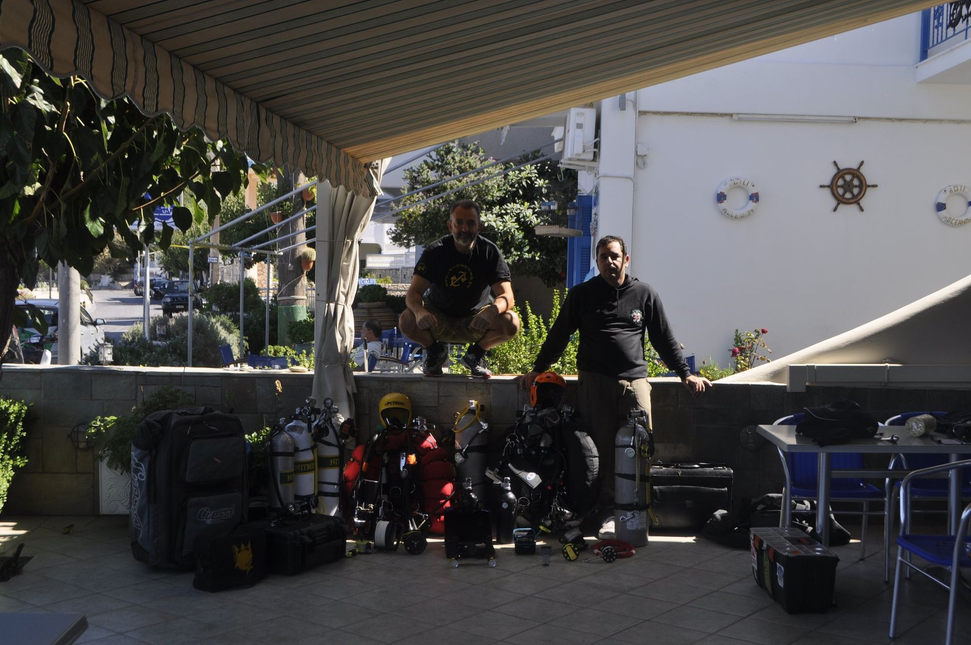 Βασίλης Πετρούλιας σπηλαιοκατάδυση στο υποβρύχιο σπήλαιο Αρκαδικό HUE