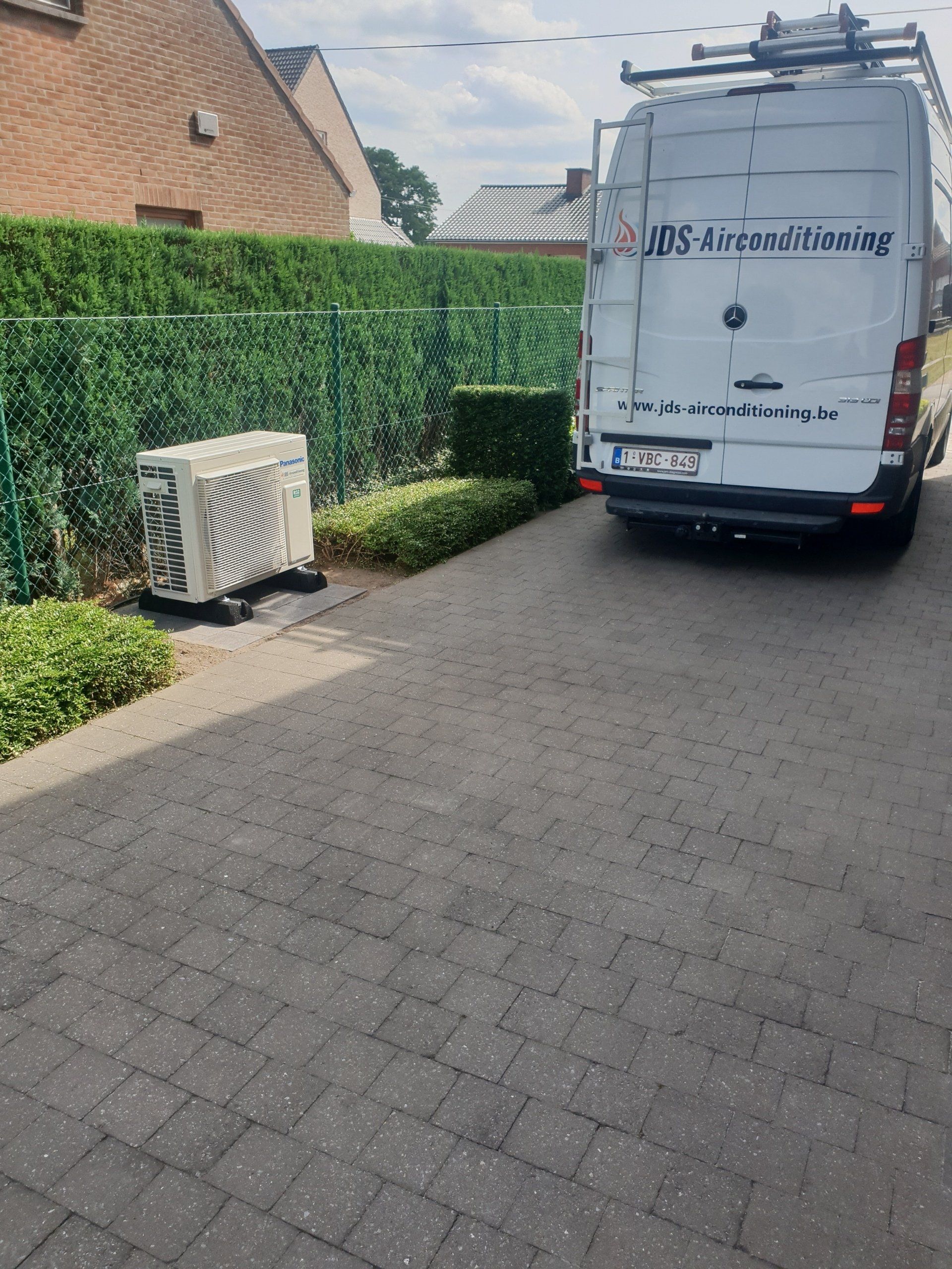 Airco in tuin geplaatst Bocholt