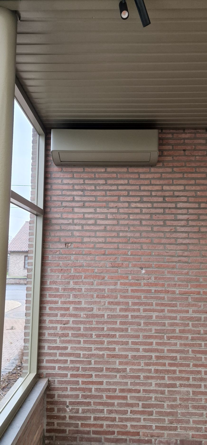 Gespoten airco Pelt