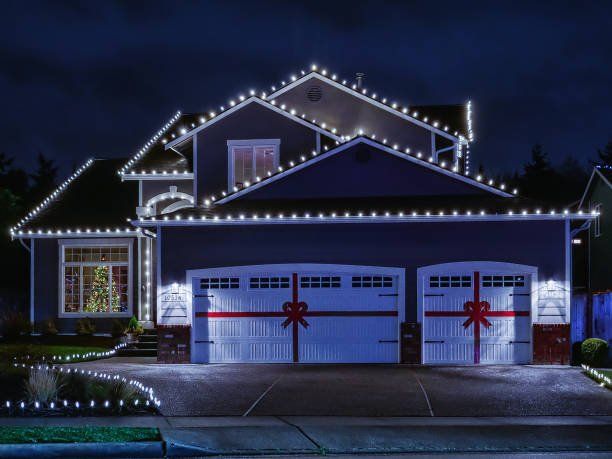 holiday lighting service