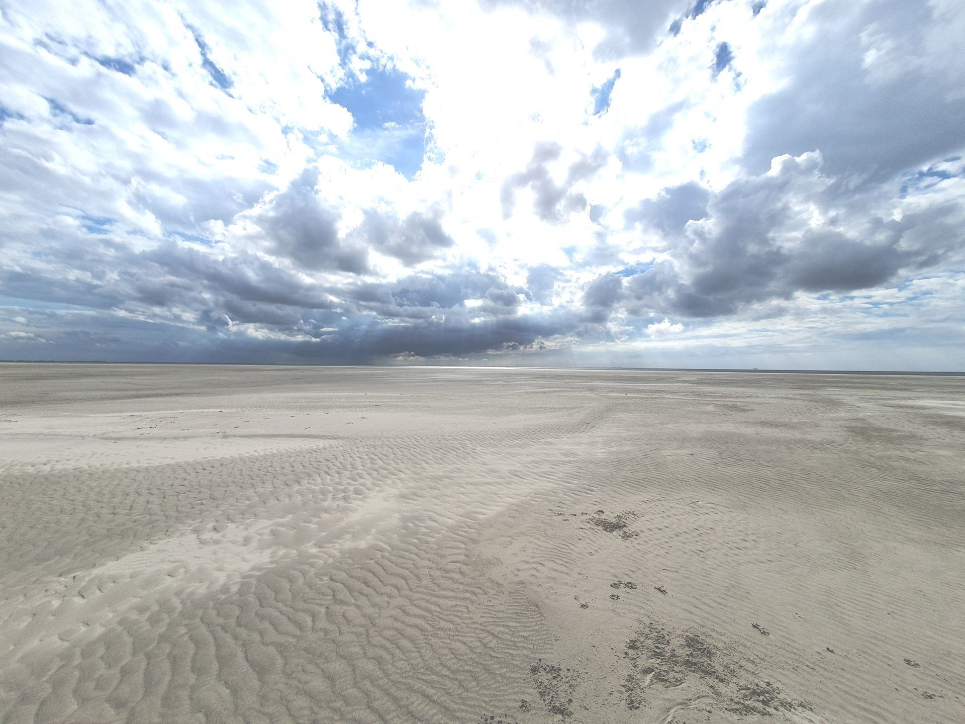 Teambuilding op Schiermonnikoog met eigen strandtent via Waddenkracht.nl
