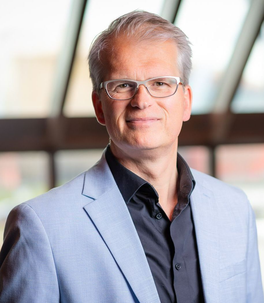 Portret van Alex van Zijl, eigenaar van Teaming Nederland en Waddenkracht