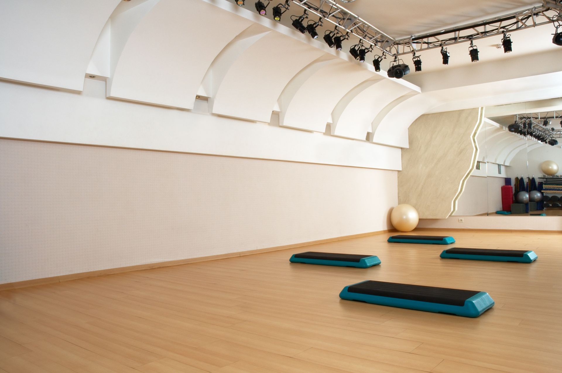 realizzazione pavimenti in pvc pe rpalestre