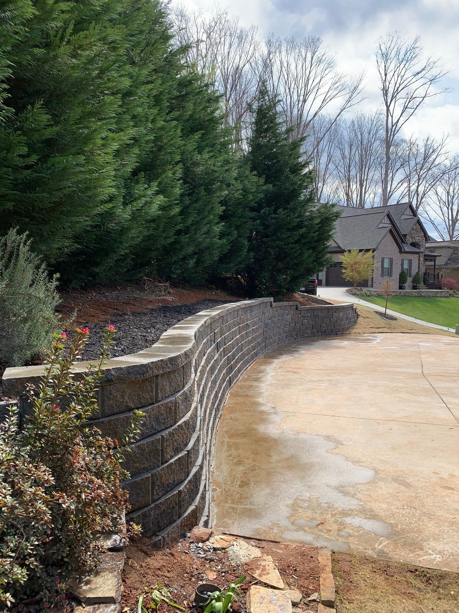 RETAINING WALL INSTALLATION