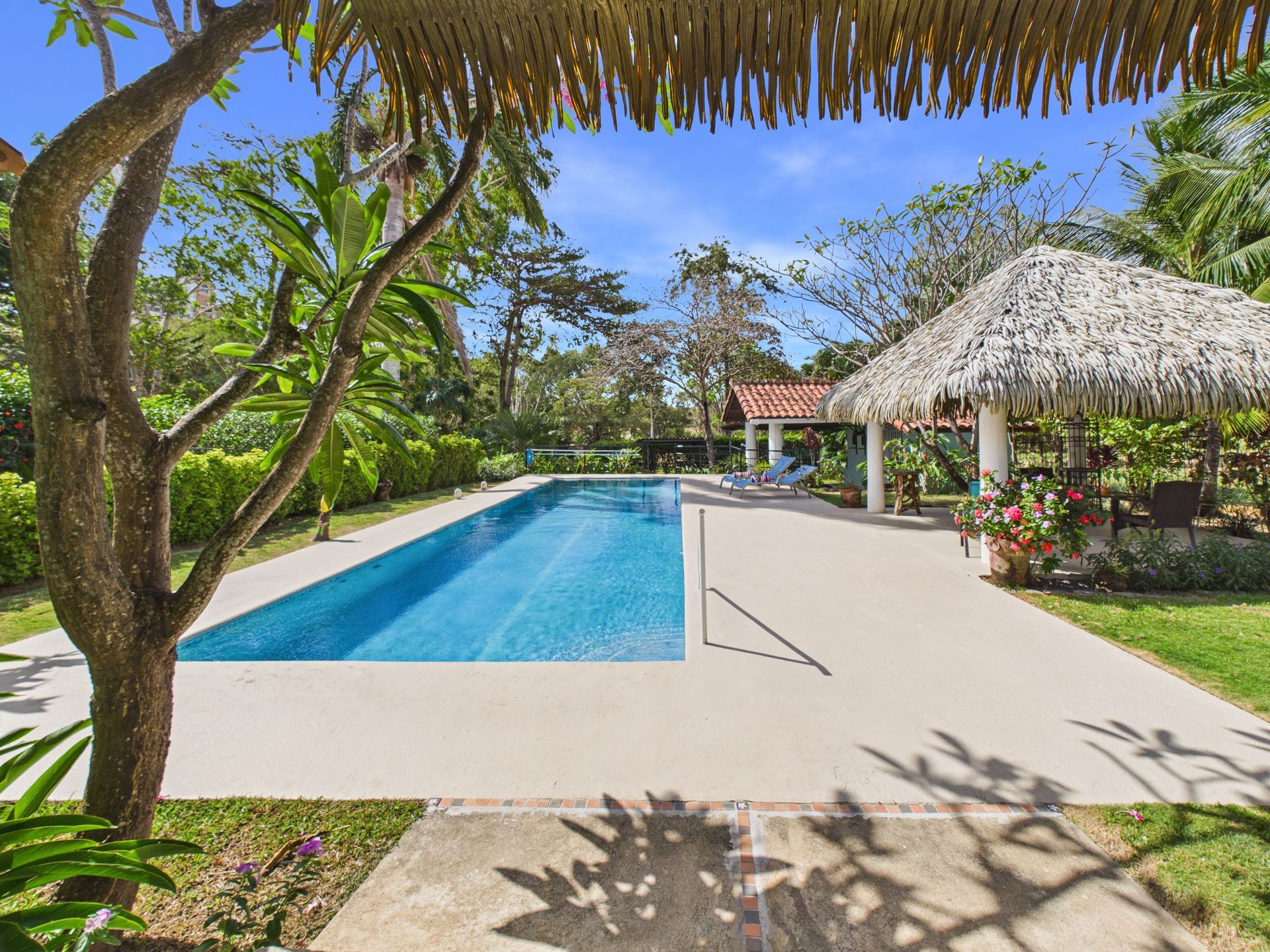 Producción integral de Real Estate para Inside Panama en Coronado Country Club: Fotos, planos y tour virtual.