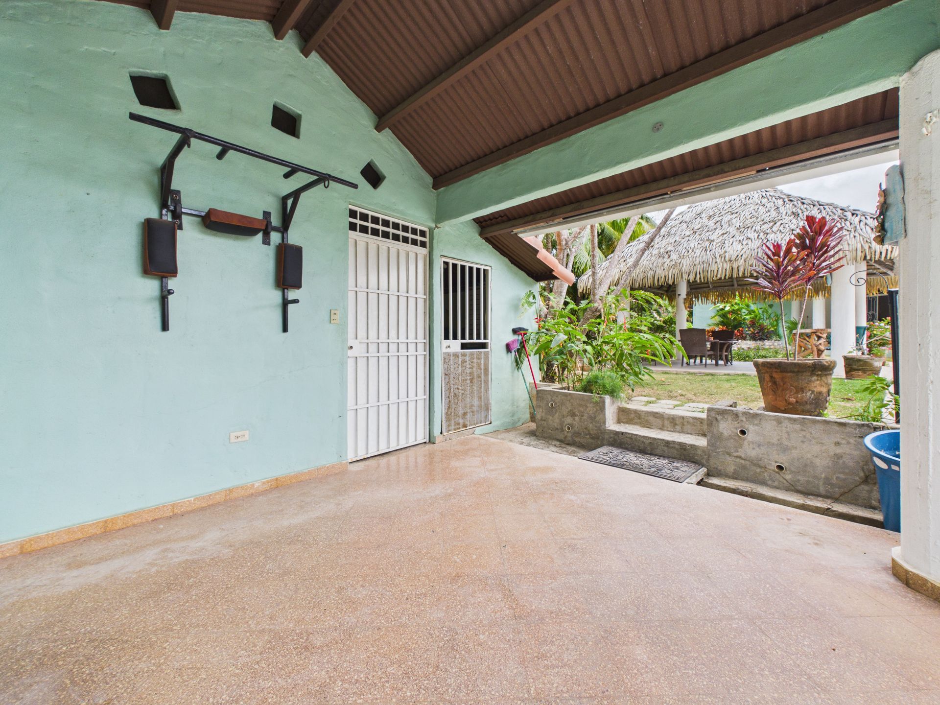 Producción integral de Real Estate para Inside Panama en Coronado Country Club: Fotos, planos y tour virtual.