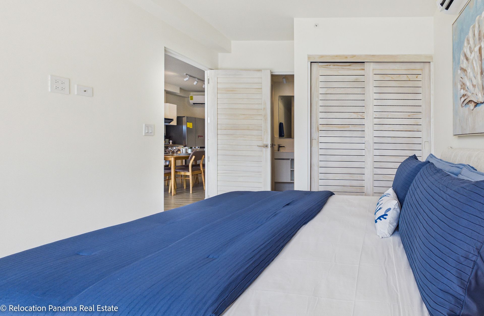 Apartamento en la etapa Olas de Playa Caracol con vista a la piscina y al mar, fotografiado para Relocation Panama