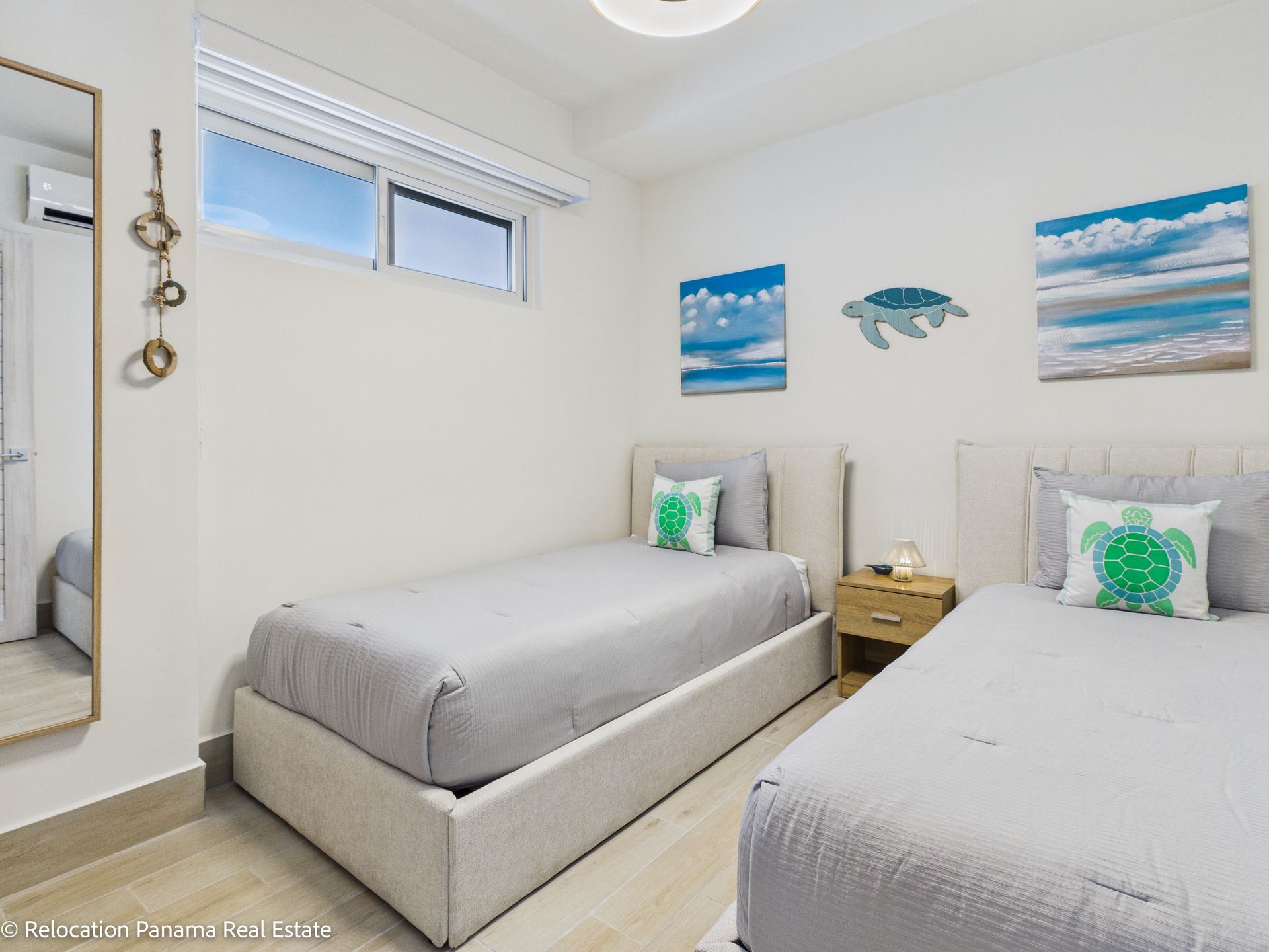 Apartamento en la etapa Olas de Playa Caracol con vista a la piscina y al mar, fotografiado para Relocation Panama