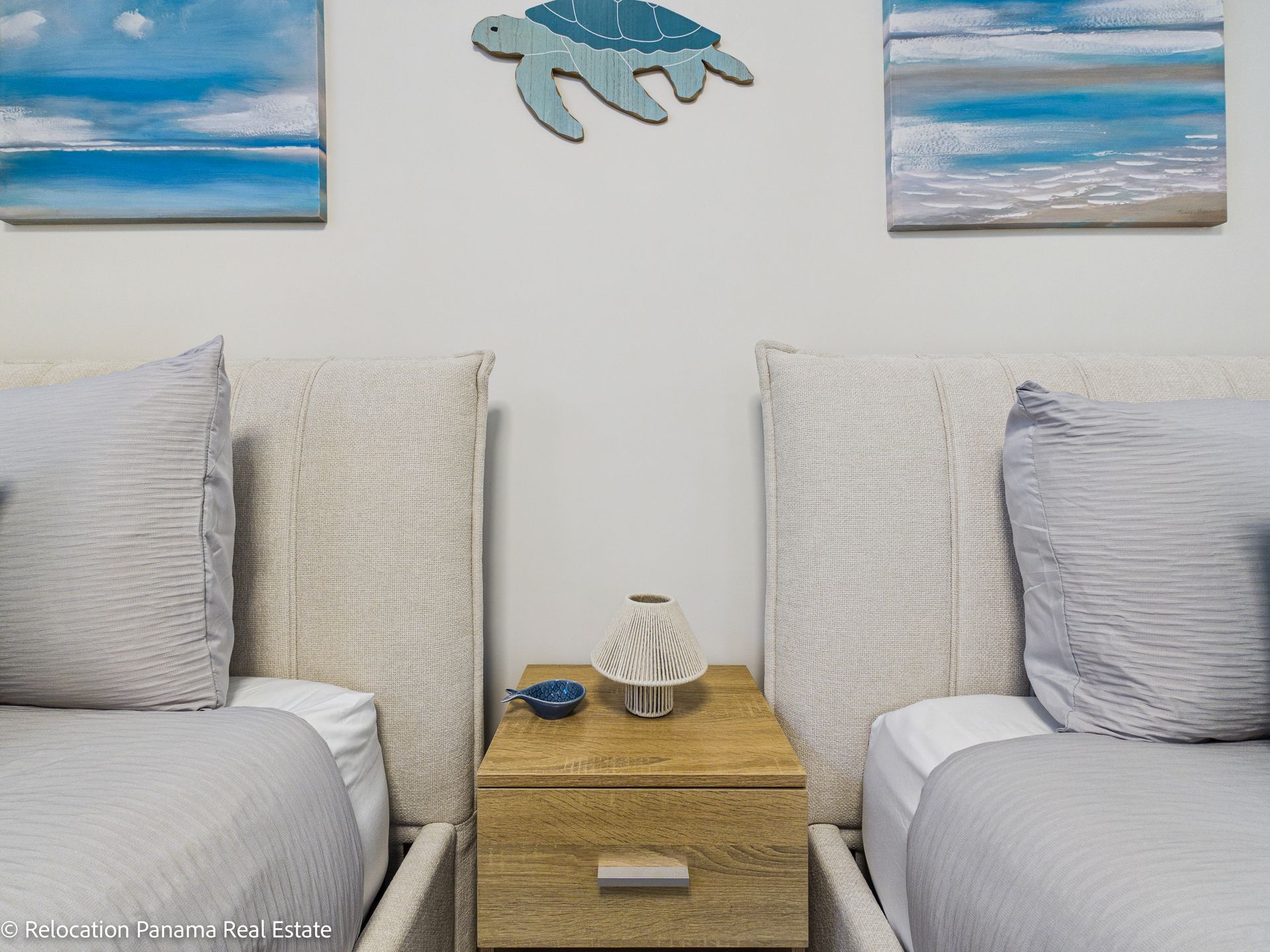 Apartamento en la etapa Olas de Playa Caracol con vista a la piscina y al mar, fotografiado para Relocation Panama