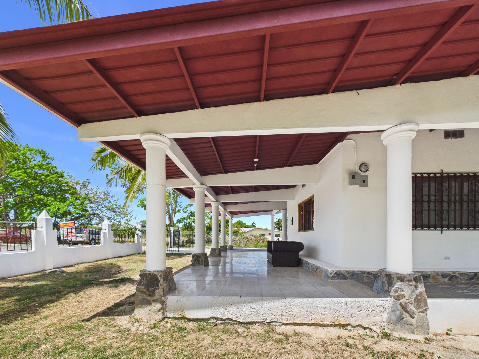 Fotografía profesional de casa de campo en Antón, Coclé, para Tetzel Inmuebles.