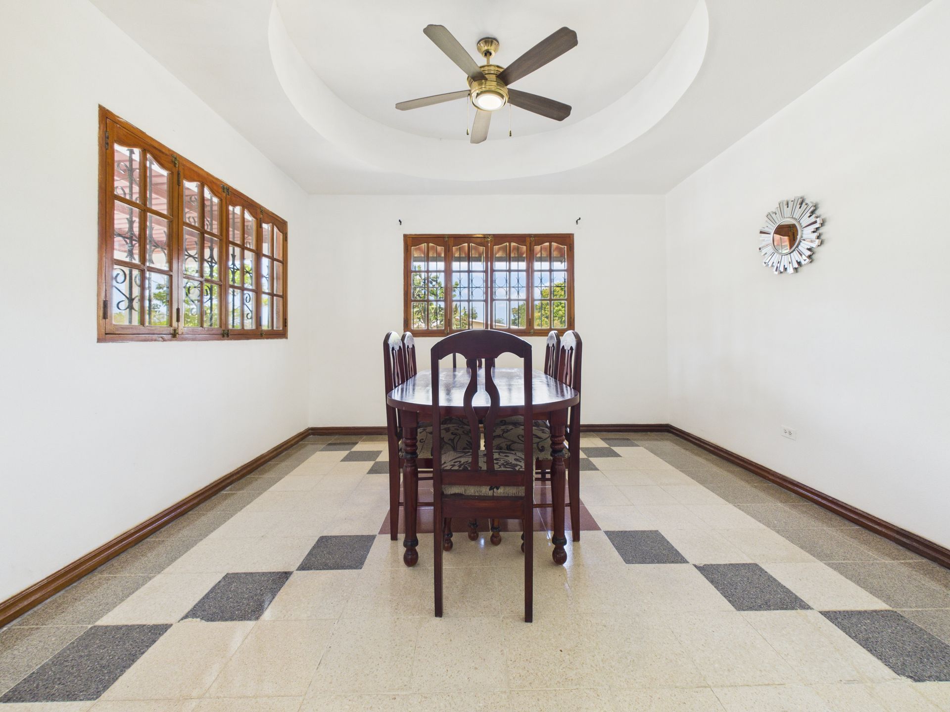 Fotografía profesional de casa de campo en Antón, Coclé, para Tetzel Inmuebles.