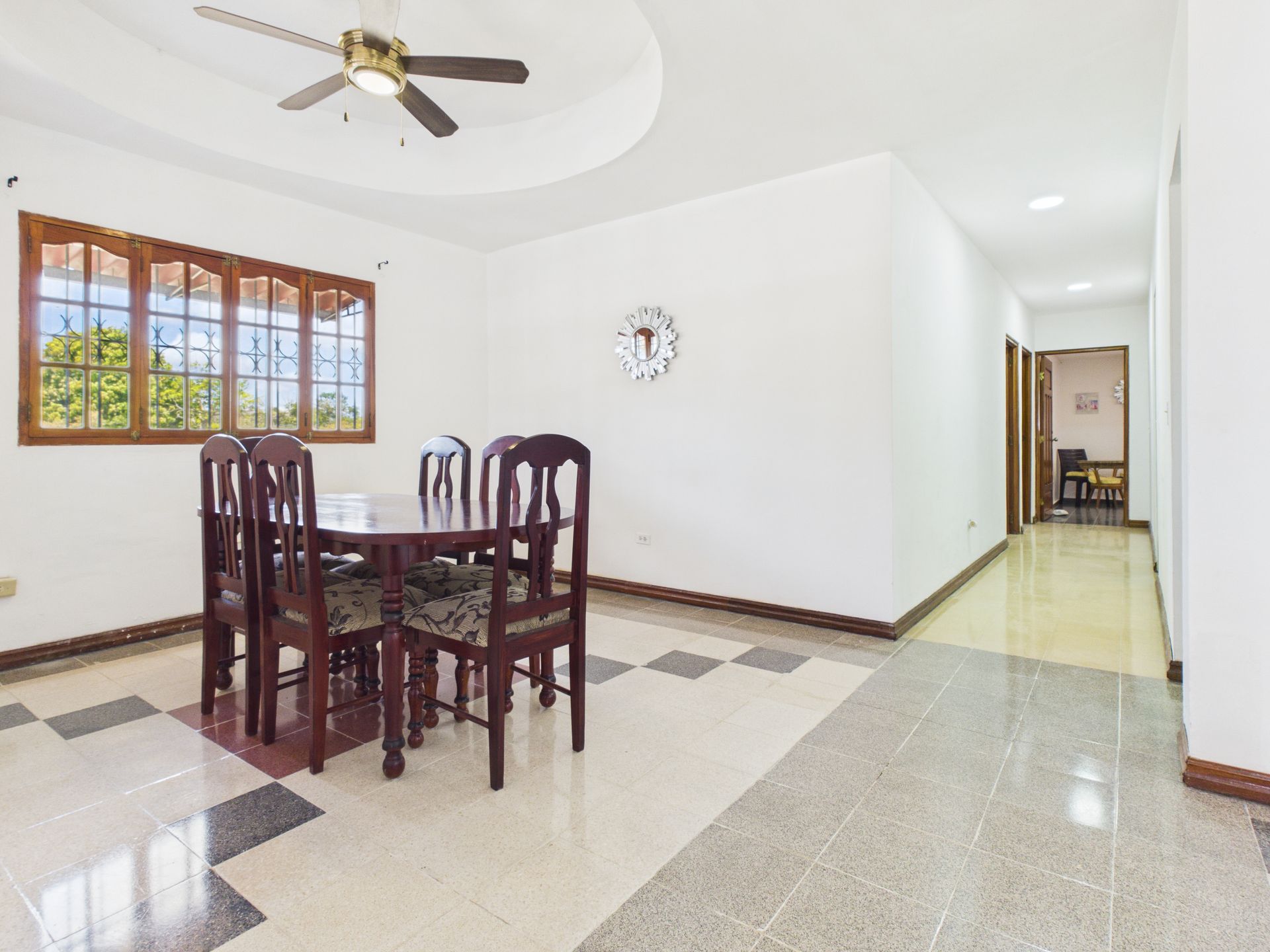 Fotografía profesional de casa de campo en Antón, Coclé, para Tetzel Inmuebles.