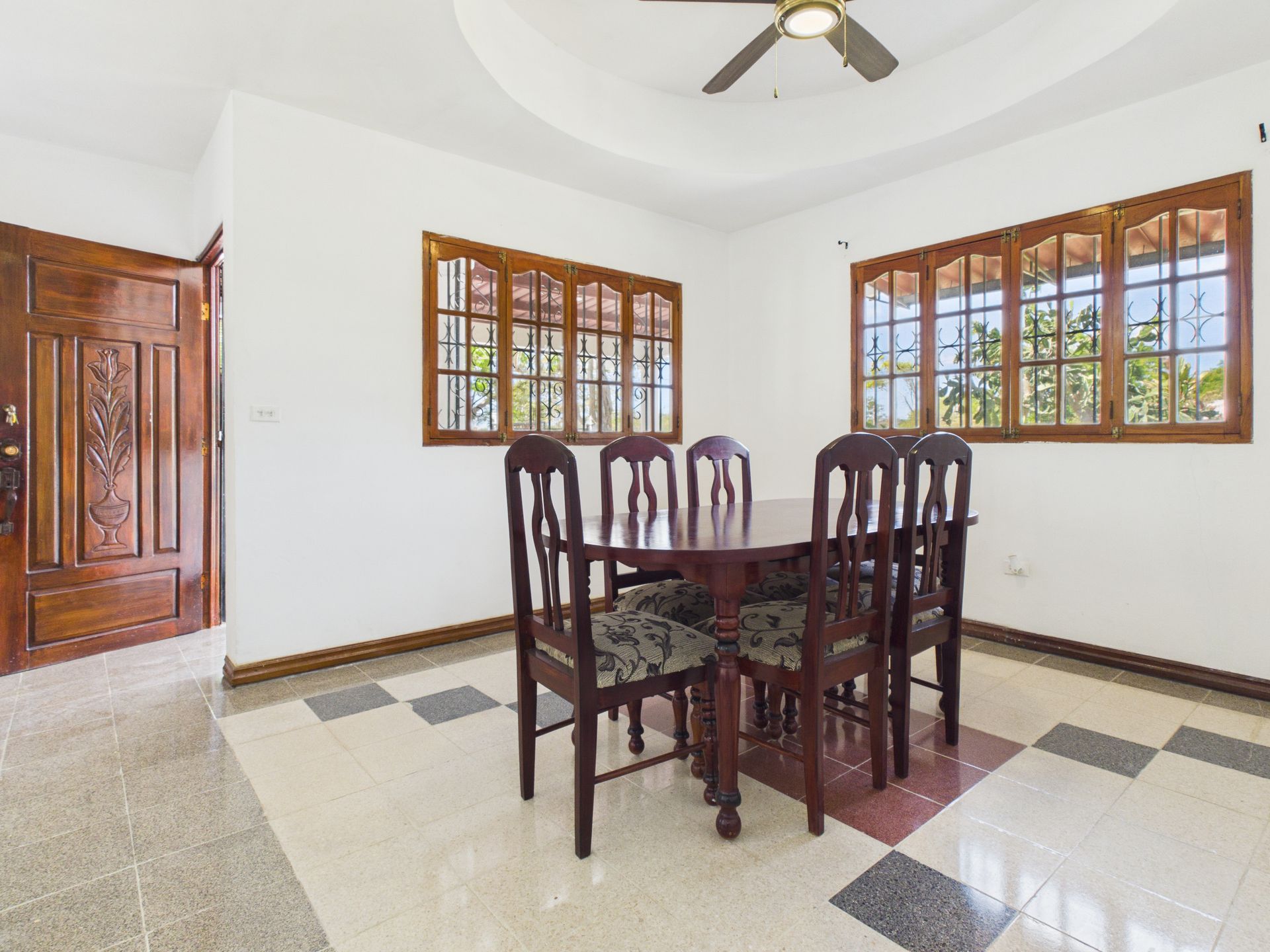 Fotografía profesional de casa de campo en Antón, Coclé, para Tetzel Inmuebles.