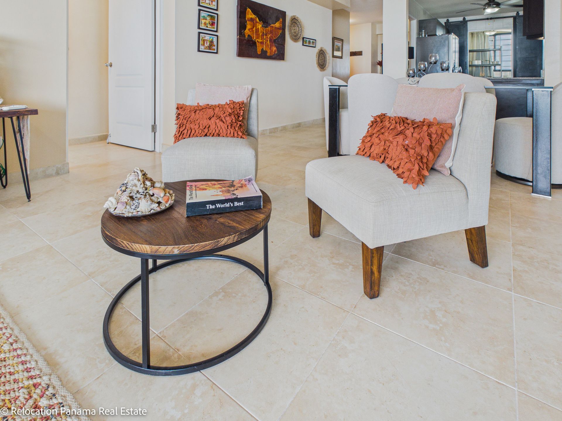 interior de apartamento frente al mar en Coronado, fotografía de bienes raíces de alta gama.Panama Relocation Real estate