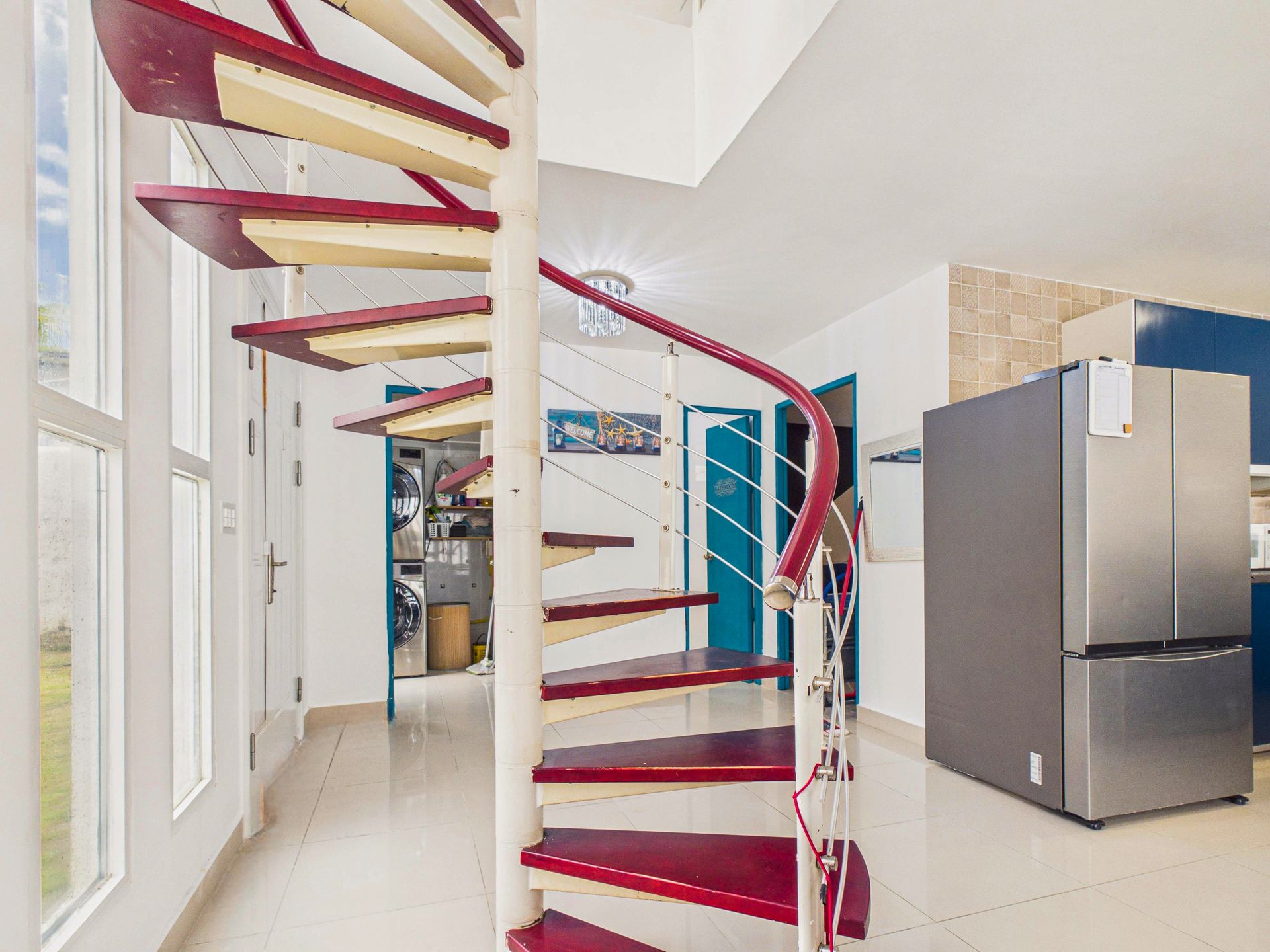 Sesión de fotografía profesional para Airbnb en residencia privada en Playa Coronado, Panamá.