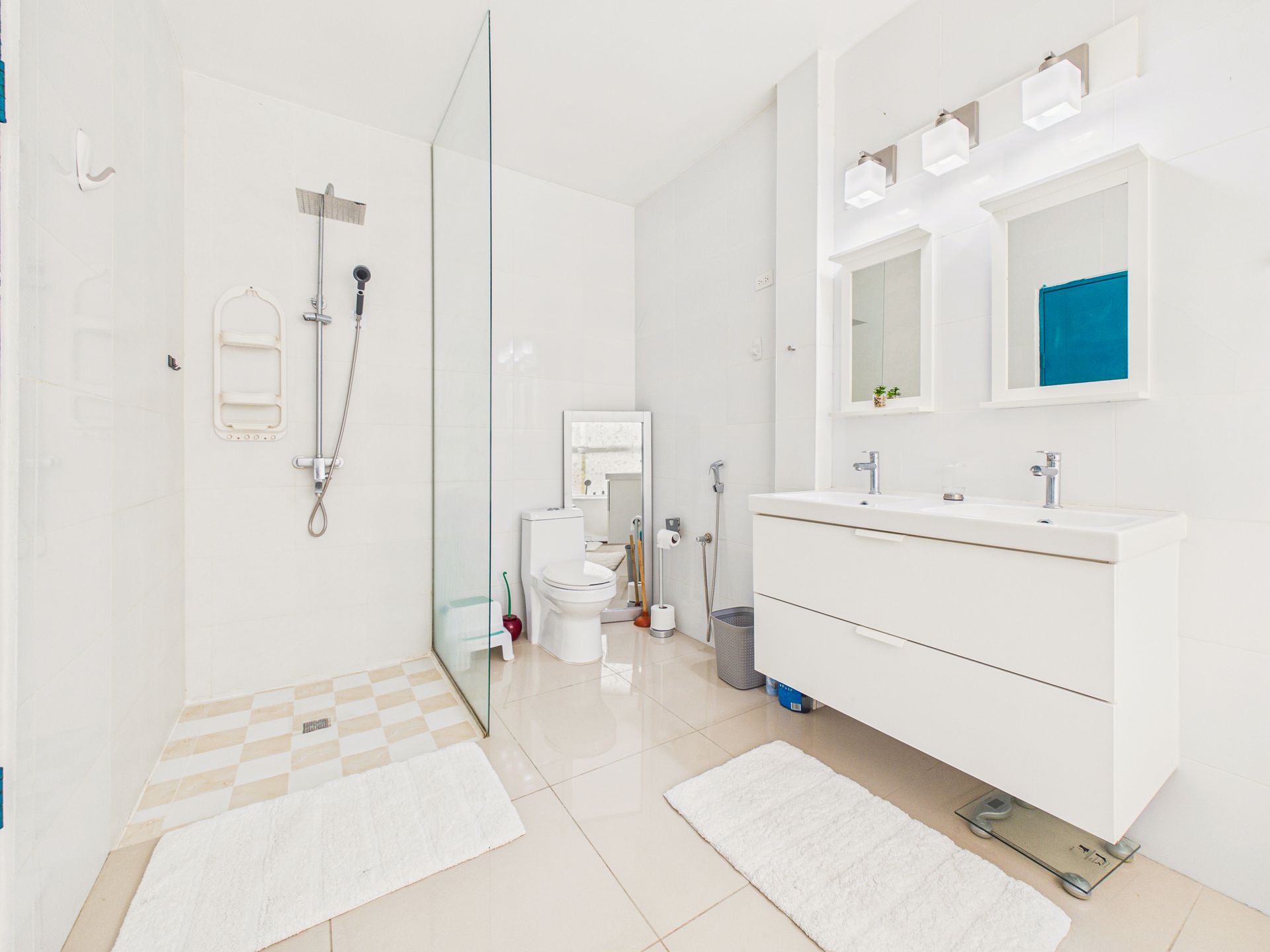 Sesión de fotografía profesional para Airbnb en residencia privada en Playa Coronado, Panamá.