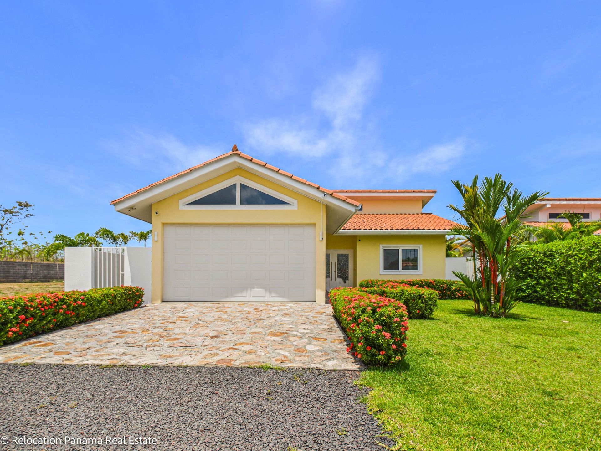 Fotografía profesional de casa de campo en San José, San Carlos, para Relocation Panama Real Estate.