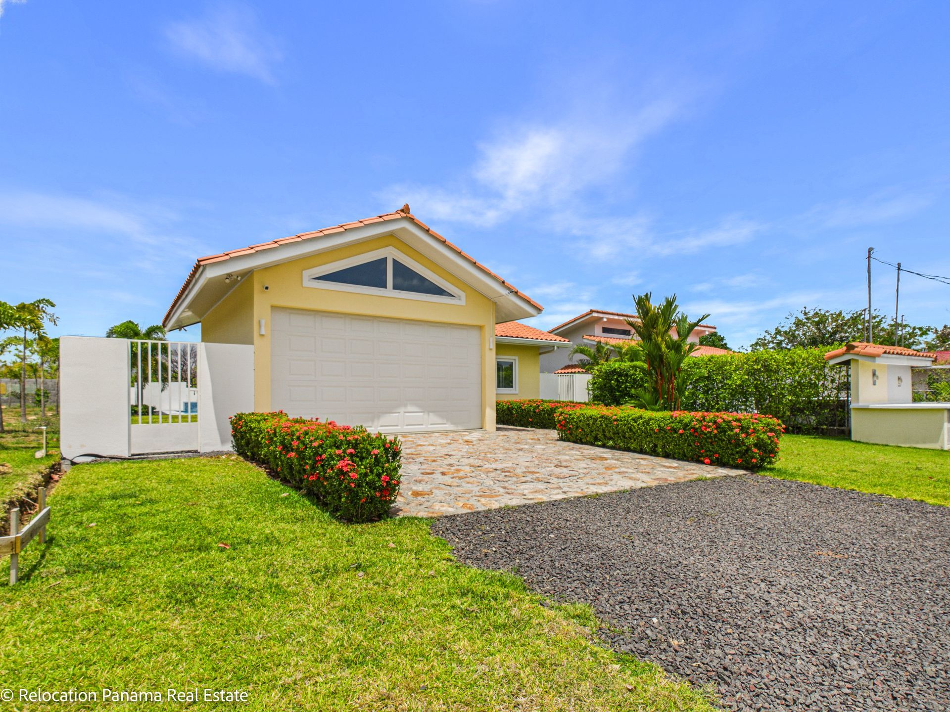 Fotografía profesional de casa de campo en San José, San Carlos, para Relocation Panama Real Estate.