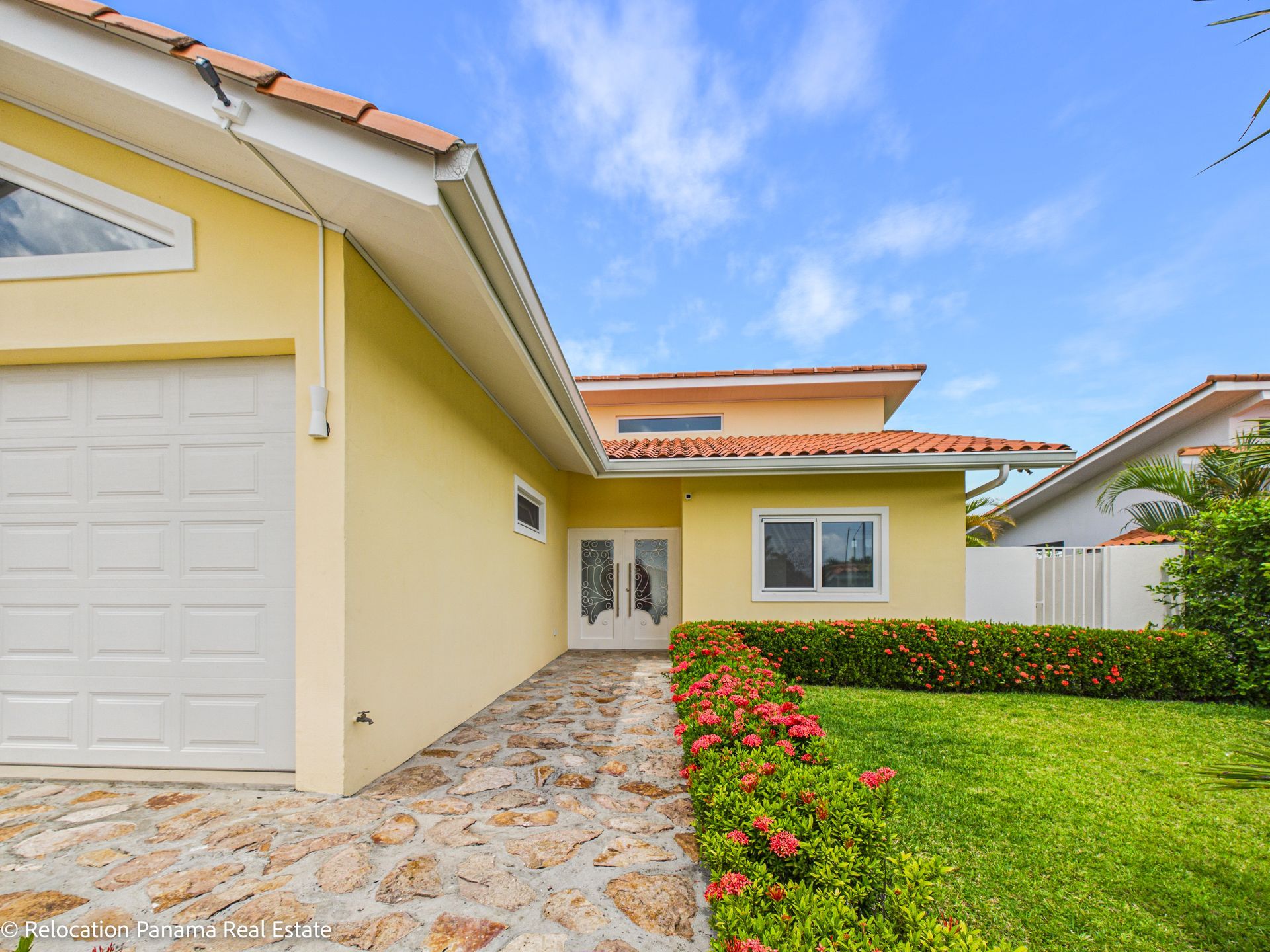 Fotografía profesional de casa de campo en San José, San Carlos, para Relocation Panama Real Estate.