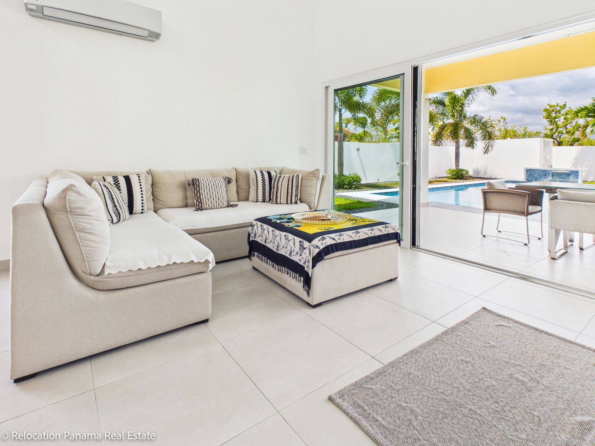 Fotografía profesional de casa de campo en San José, San Carlos, para Relocation Panama Real Estate.