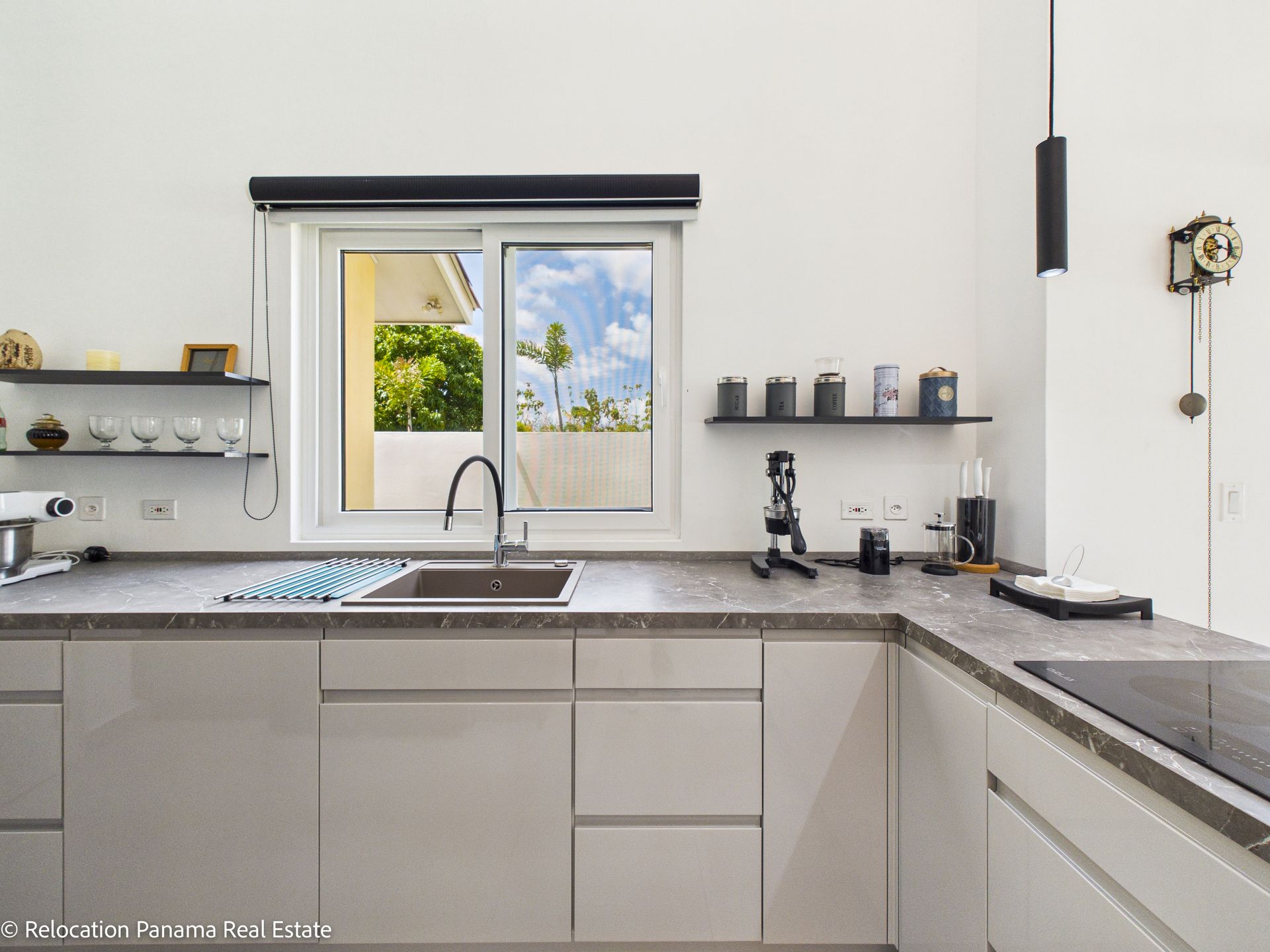 Fotografía profesional de casa de campo en San José, San Carlos, para Relocation Panama Real Estate.