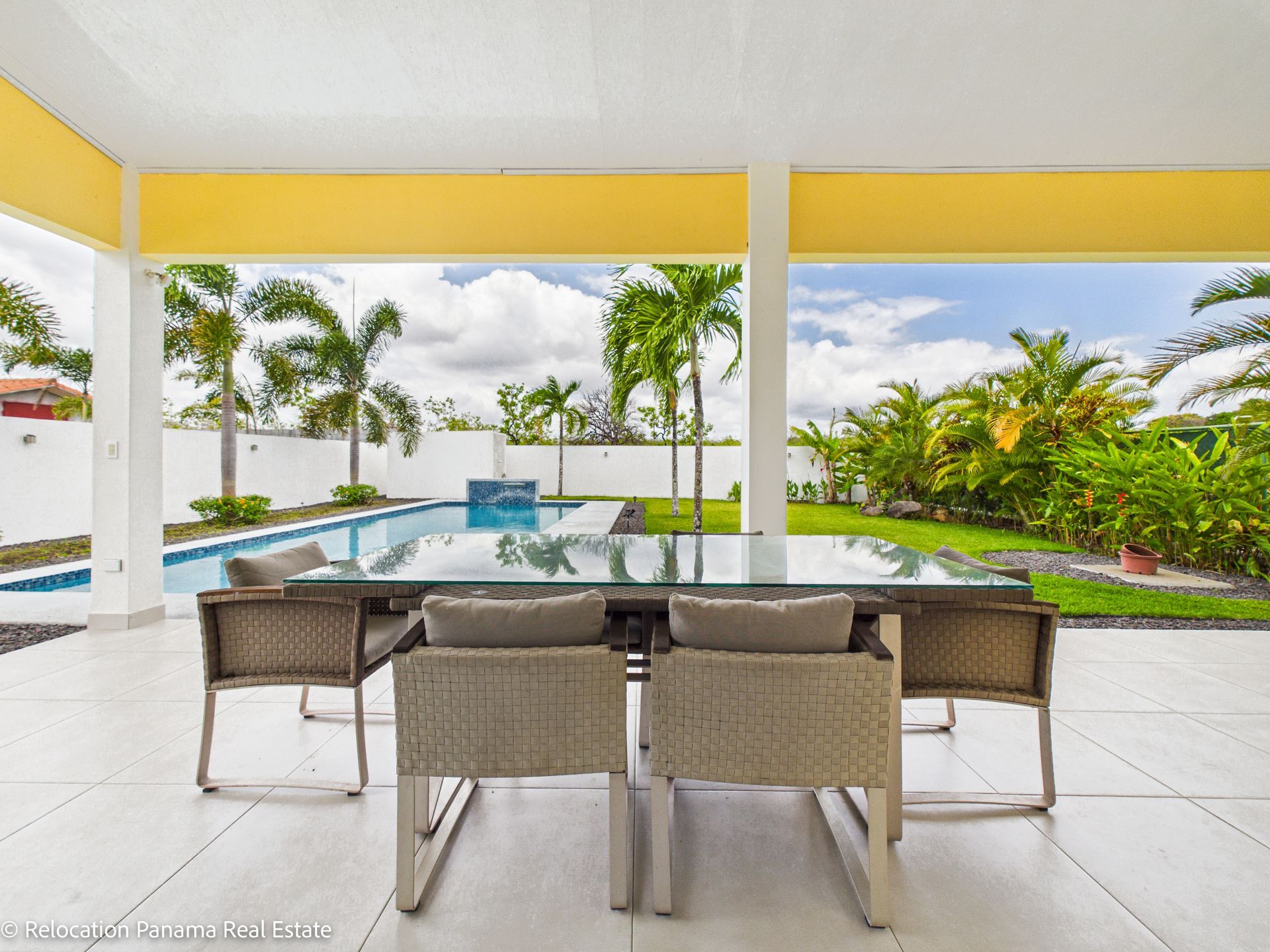 Fotografía profesional de casa de campo en San José, San Carlos, para Relocation Panama Real Estate.