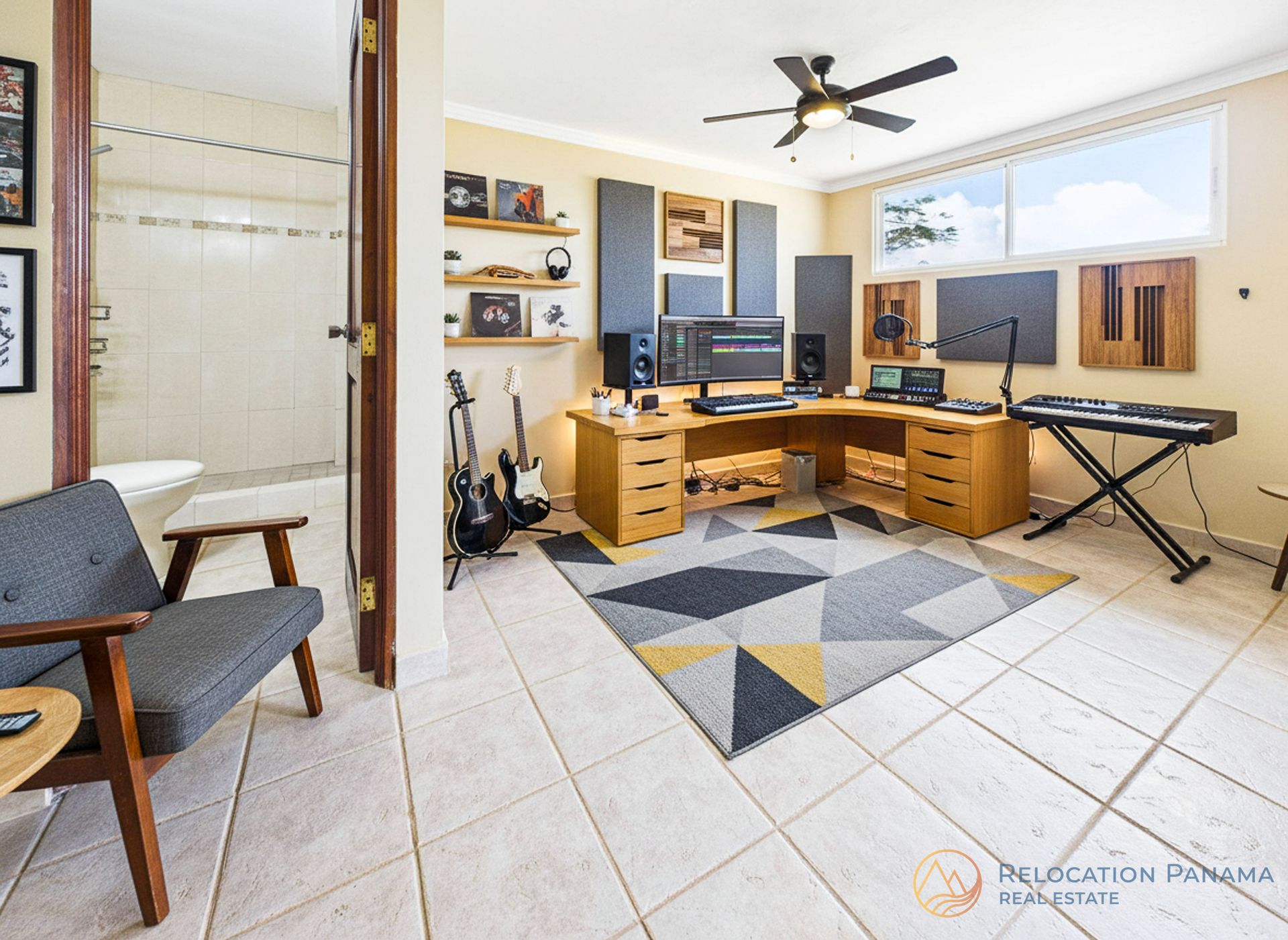 Ejemplo de virtual staging en dormitorio de casa de campo en Sora, Panamá Oeste.