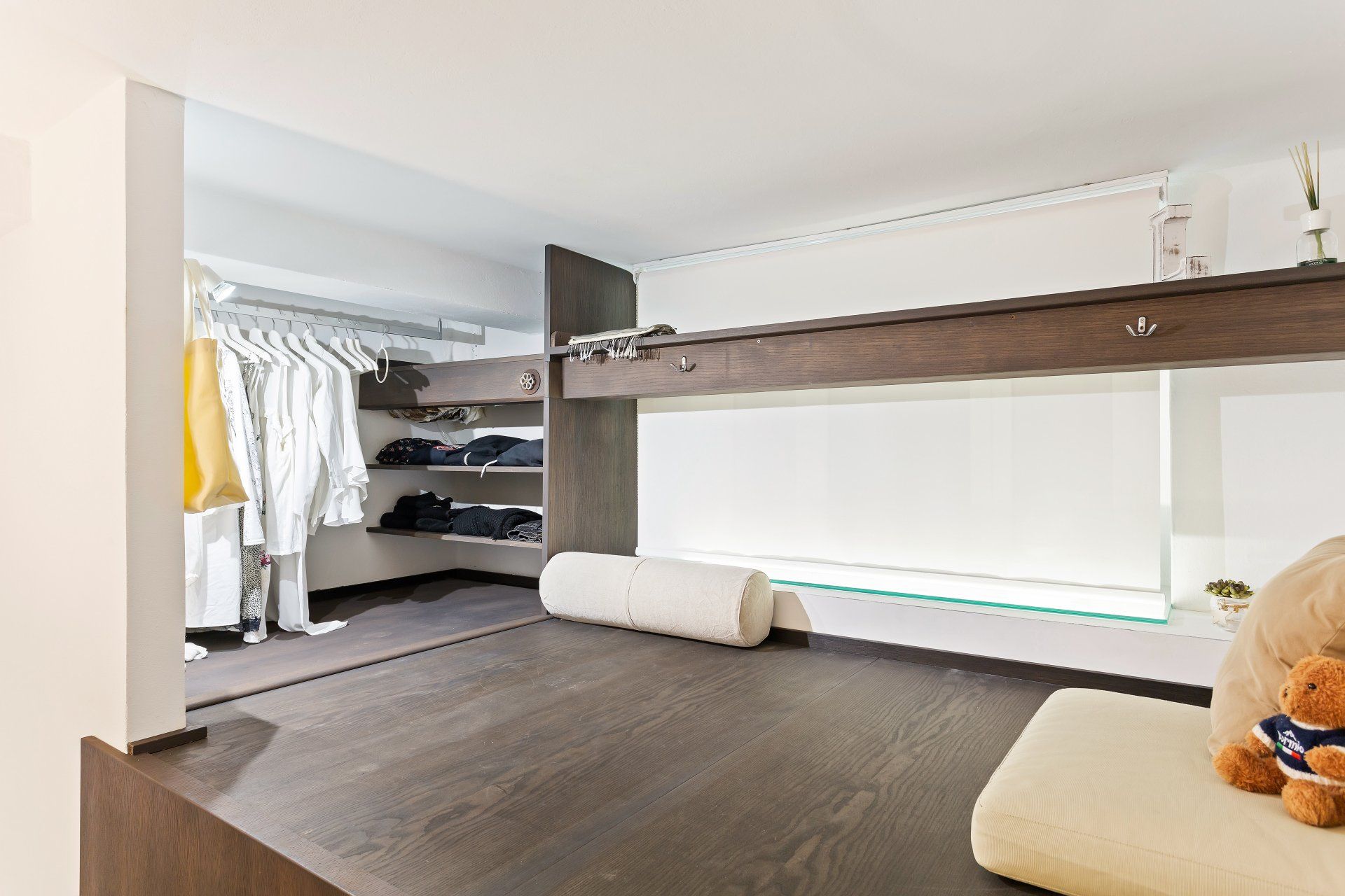 appartamento a milano guardaroba