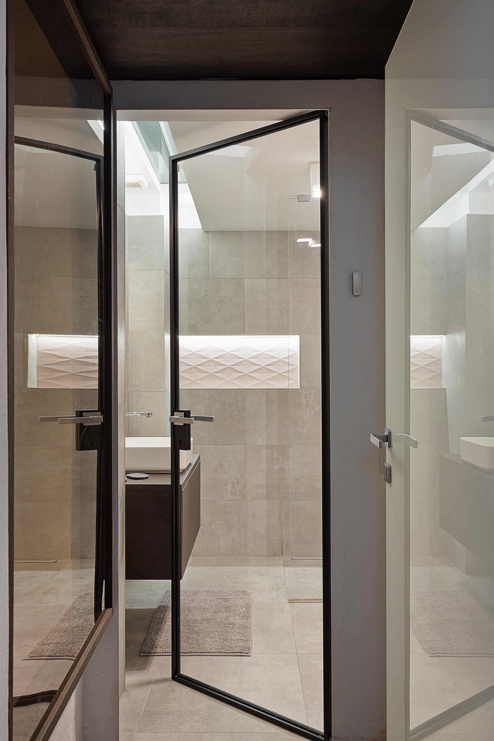 appartamento a milano ingresso bagno